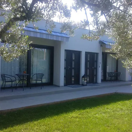 App Neno Konukevi 3*